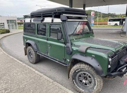 Land Rover - Defender