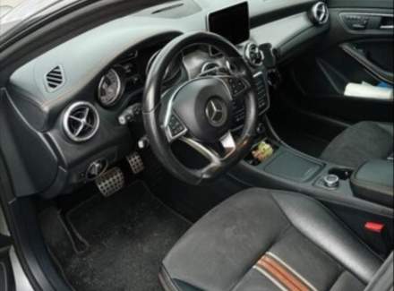 Mercedes-Benz - CLA