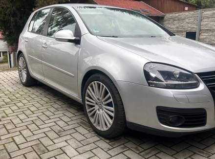 Volkswagen - Golf