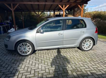 Volkswagen - Golf