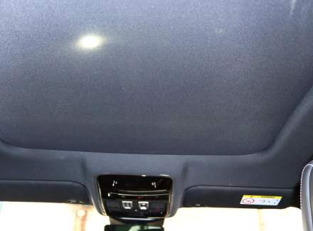 Land Rover - Range Rover Velar D 300 3.0 V6 (300 Hp) AWD Automatic