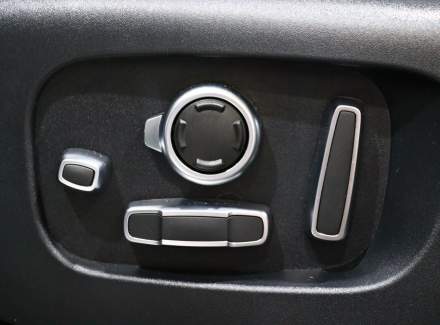 Land Rover - Range Rover Velar D 300 3.0 V6 (300 Hp) AWD Automatic