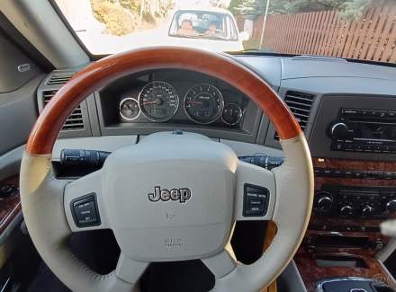 Jeep - Grand Cherokee