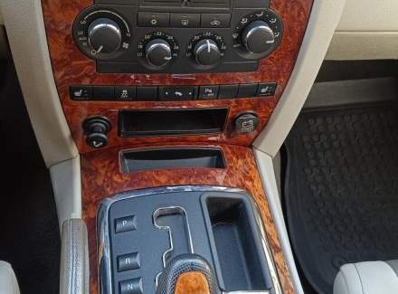 Jeep - Grand Cherokee