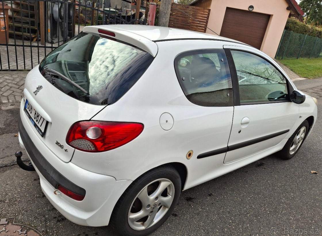 Peugeot - 206