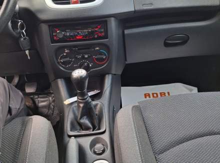 Peugeot - 206