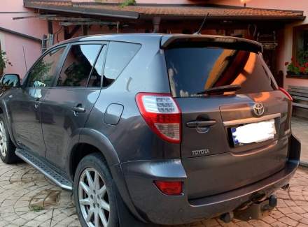 Toyota - RAV 4