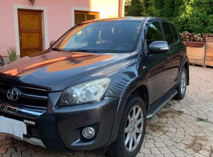 Toyota - RAV 4