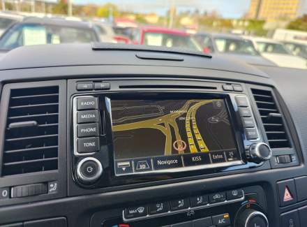 Volkswagen - Multivan