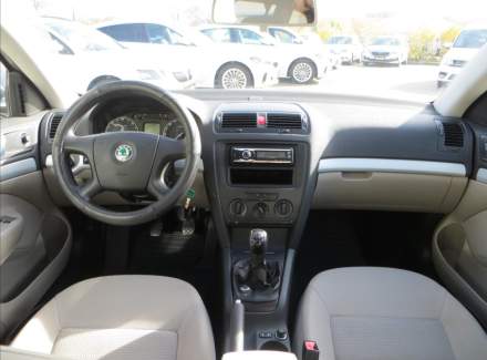 Škoda - Octavia