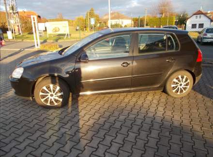 Volkswagen - Golf
