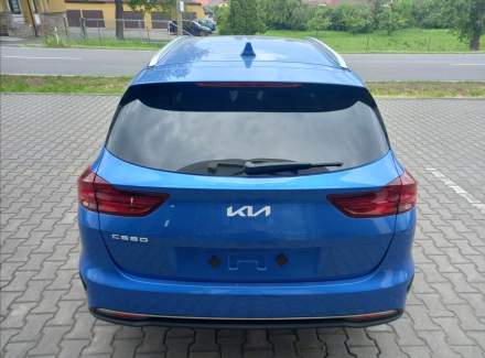 Kia - Cee'd