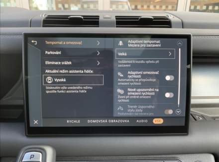 Land Rover - Defender