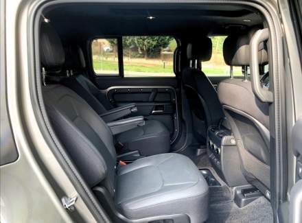 Land Rover - Defender