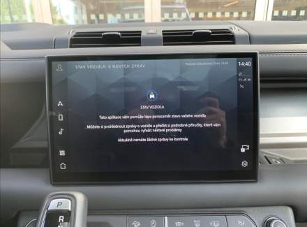 Land Rover - Defender