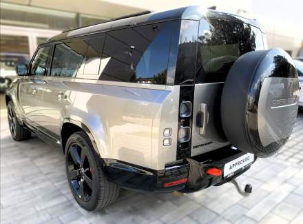 Land Rover - Defender