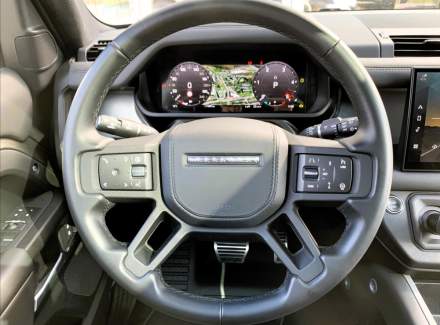 Land Rover - Defender