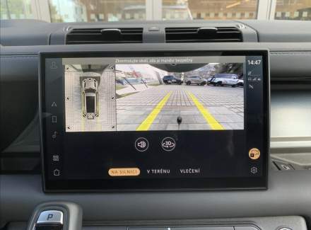 Land Rover - Defender