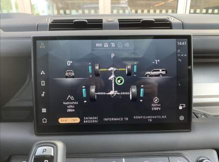 Land Rover - Defender