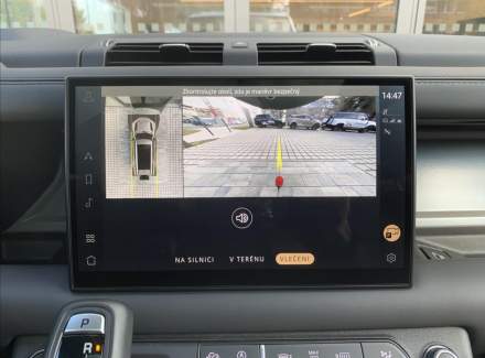 Land Rover - Defender