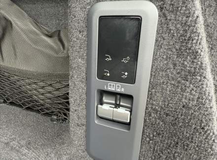 Land Rover - Range Rover Sport