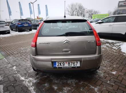 Citroën - C4