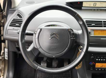 Citroën - C4