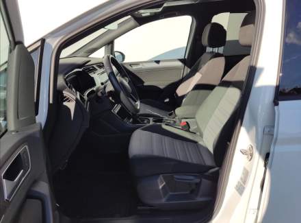 Volkswagen - Touran