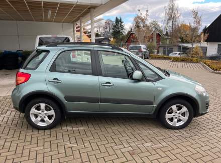 Suzuki - SX4