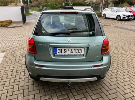 Suzuki - SX4