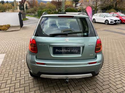 Suzuki - SX4
