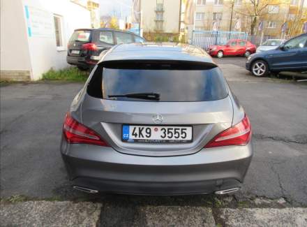 Mercedes-Benz - CLA