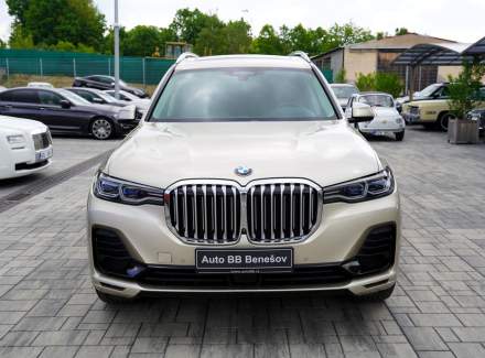 BMW - X7