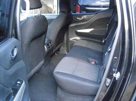Nissan - Navara