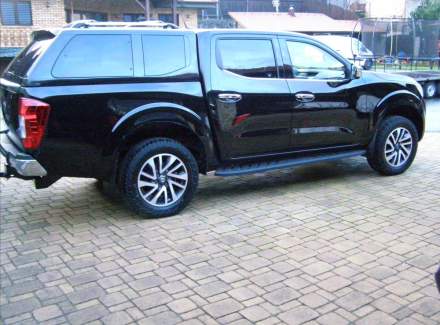 Nissan - Navara