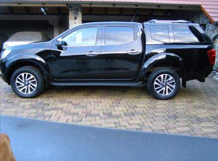 Nissan - Navara