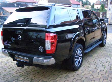 Nissan - Navara