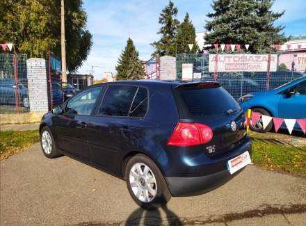 Volkswagen - Golf