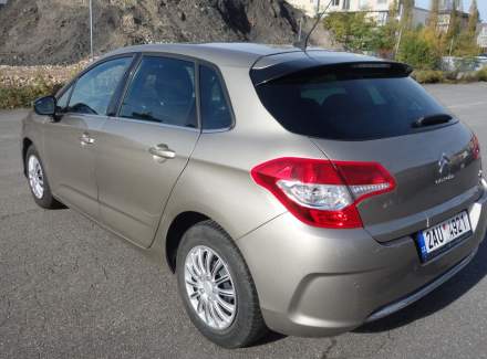 Citroën - C4