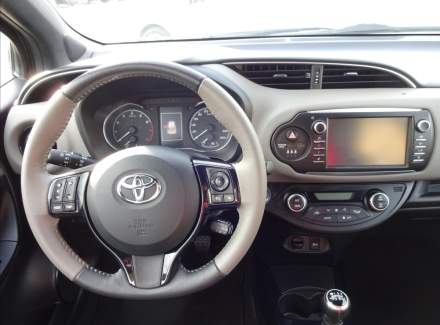 Toyota - Yaris
