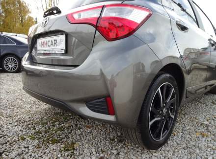 Toyota - Yaris