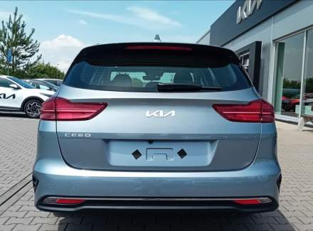 Kia - Cee'd
