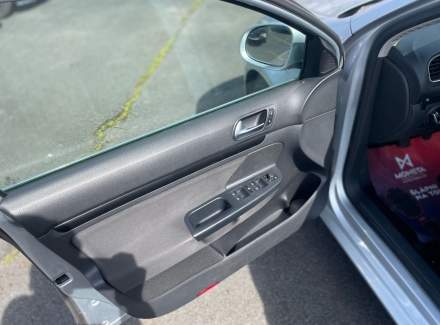 Volkswagen - Golf 1.6 TDI (105 Hp)