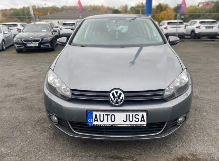 Volkswagen - Golf