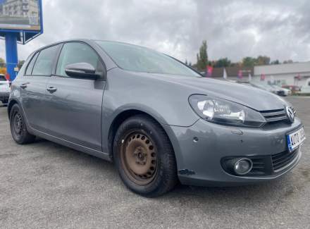 Volkswagen - Golf