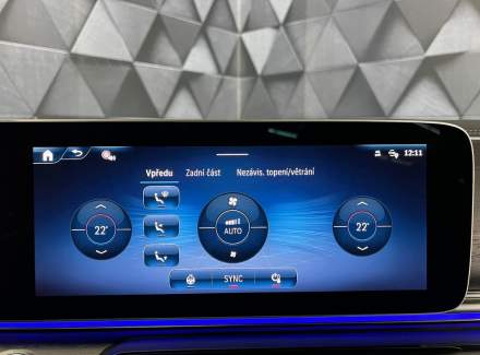 Mercedes-Benz - V-class