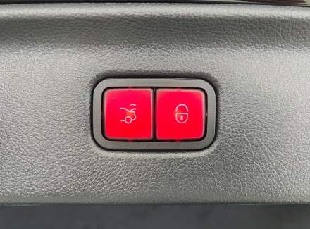 Mercedes-Benz - S-class