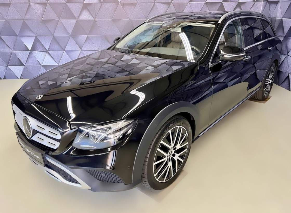 Mercedes-Benz - E-class