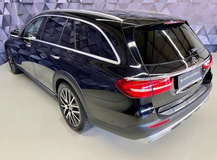 Mercedes-Benz - E-class