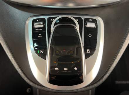 Mercedes-Benz - V-class